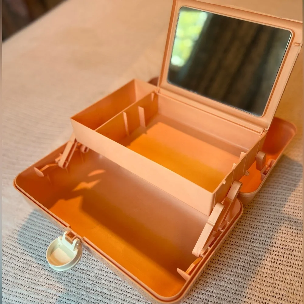 Vintage 1990's Caboodles 3-tier Makeup Case